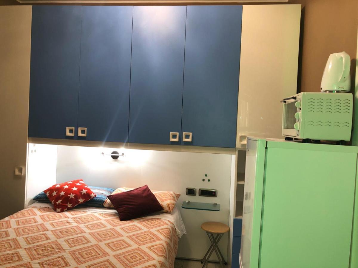 S.P.T. Bed & Breakfast ローマ エクステリア 写真